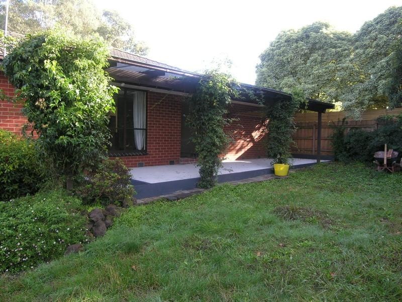 98 HAYRICK Lane, Mooroolbark VIC 3138