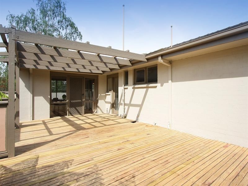 39 Kipling Avenue, Mooroolbark VIC 3138