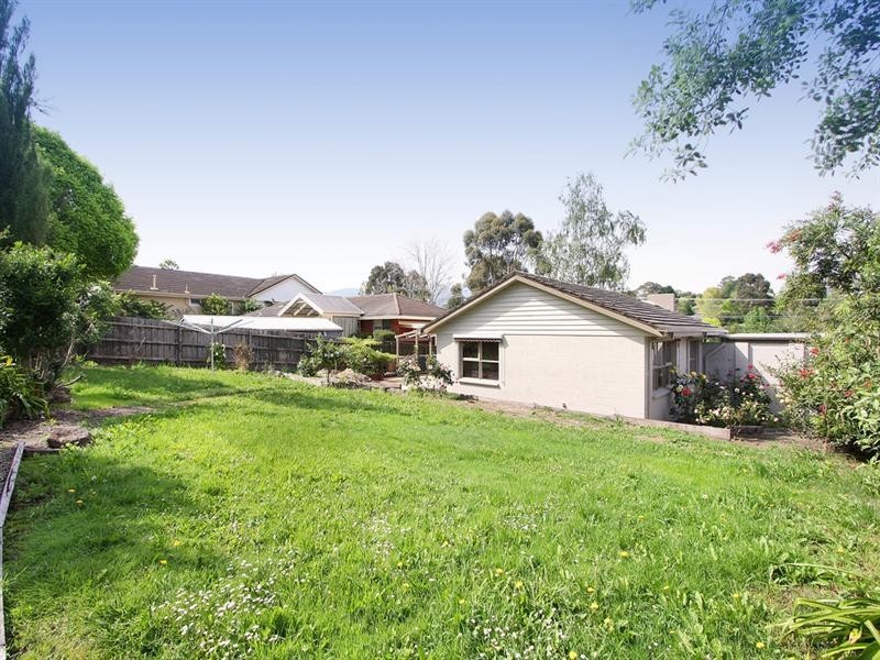 39 Kipling Avenue, Mooroolbark VIC 3138