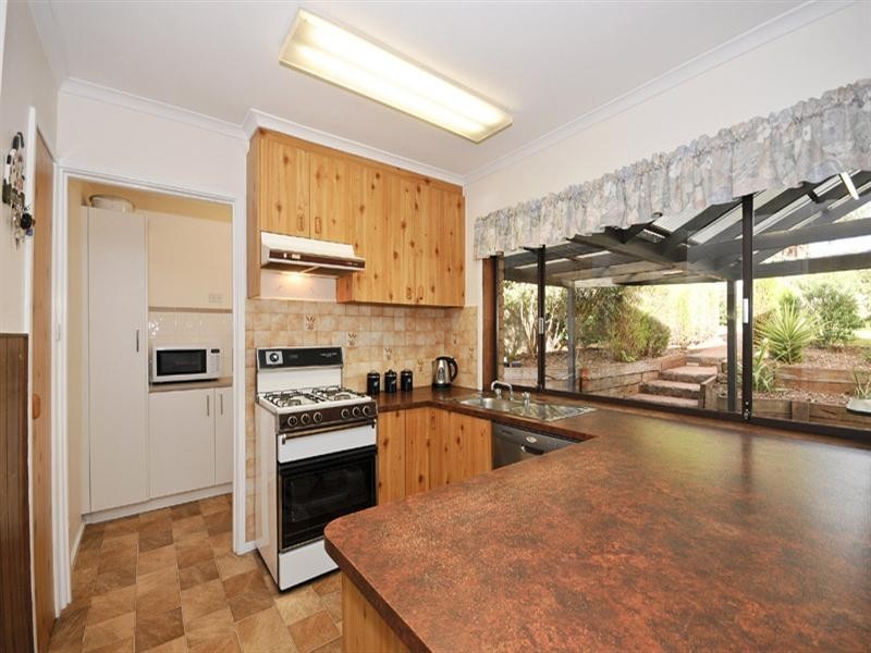 35 Meadowgate Drive, Chirnside Park VIC 3116