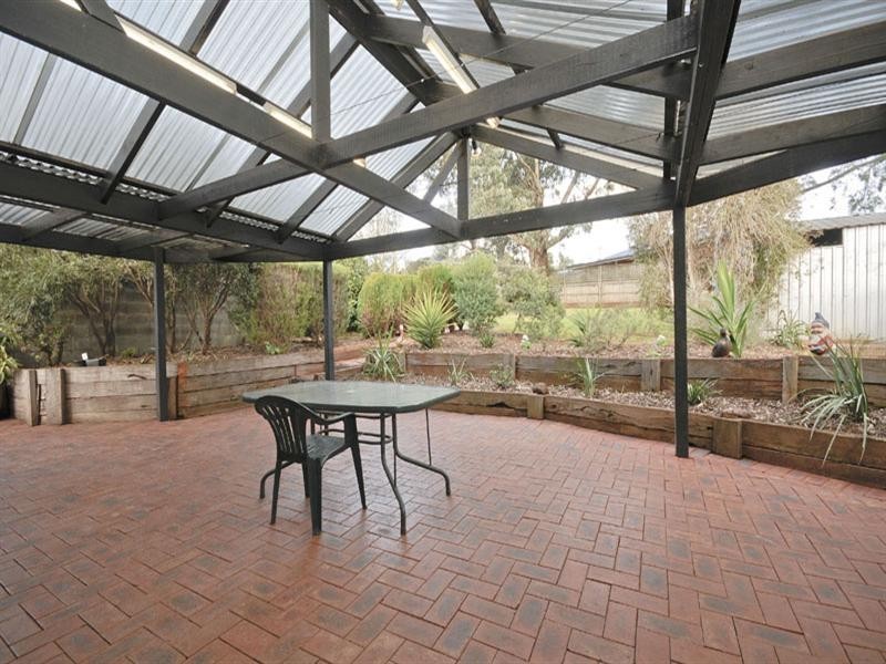 35 Meadowgate Drive, Chirnside Park VIC 3116