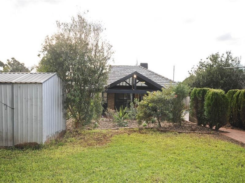 35 Meadowgate Drive, Chirnside Park VIC 3116