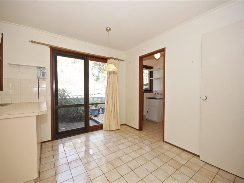 2/17 Mines Road, Ringwood East VIC 3135