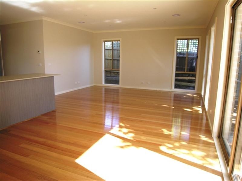 2 and 3/1 Elaine Court, Mooroolbark VIC 3138