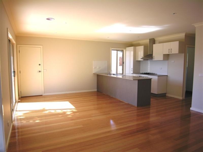 2 and 3/1 Elaine Court, Mooroolbark VIC 3138