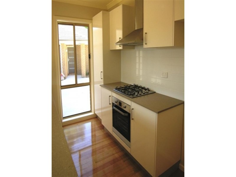 2 and 3/1 Elaine Court, Mooroolbark VIC 3138