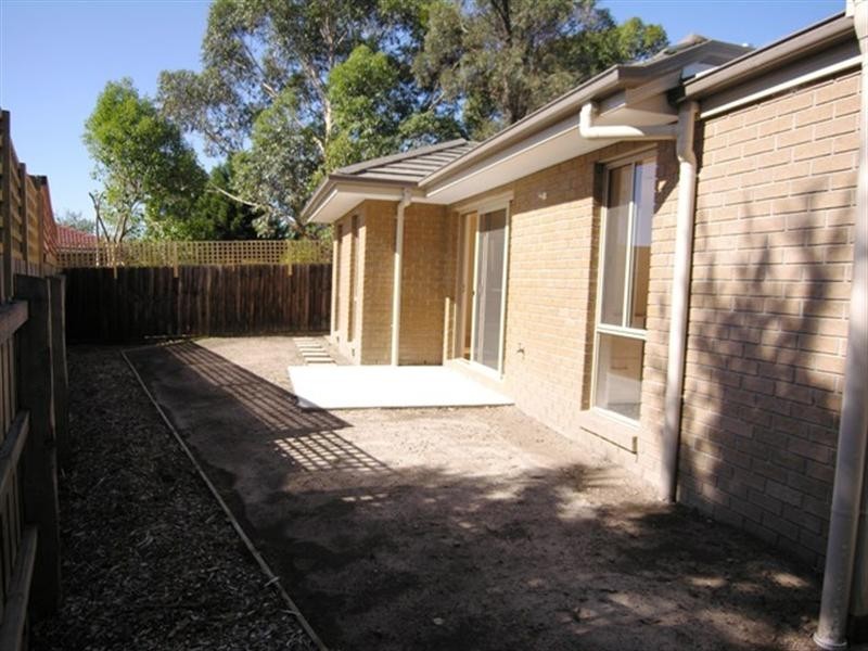 2 and 3/1 Elaine Court, Mooroolbark VIC 3138