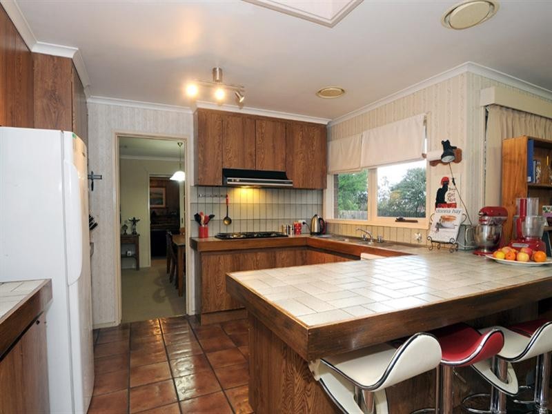 4 Summer Place, Mooroolbark VIC 3138