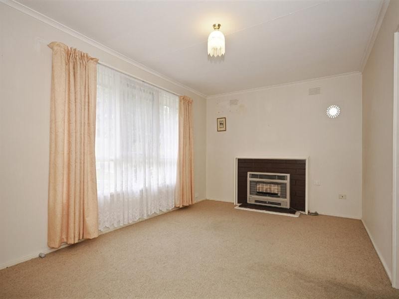 353 Hull Road, Mooroolbark VIC 3138