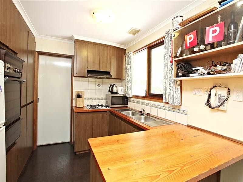 9 VISTA Drive, Chirnside Park VIC 3116