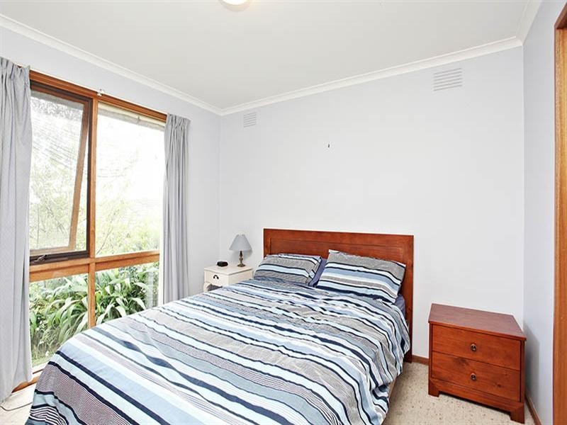 9 VISTA Drive, Chirnside Park VIC 3116