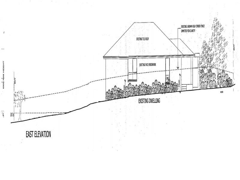 (Back Yard) 48 Bimbadeen Drive, Mooroolbark VIC 3138