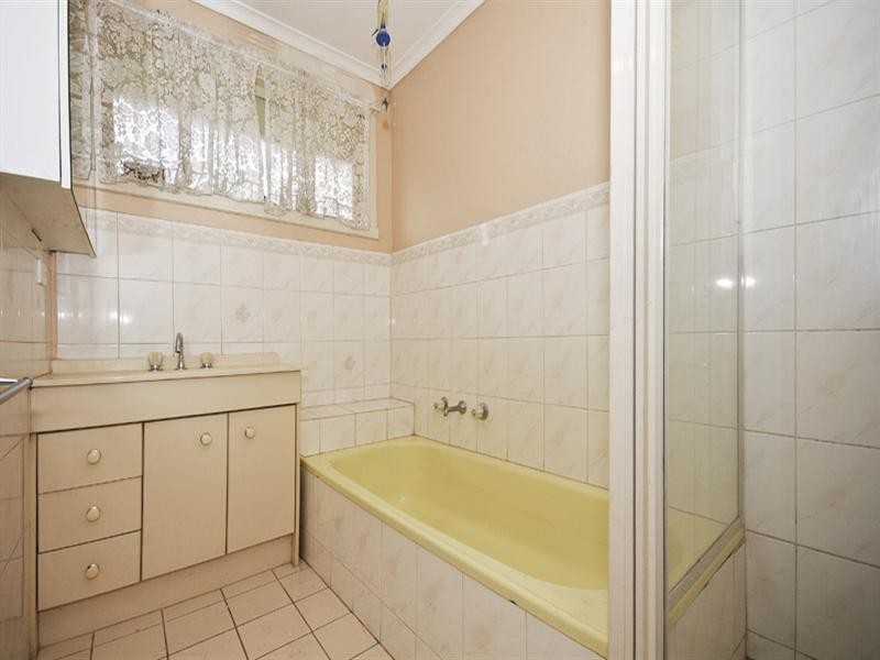 2 Drovers Walk, Chirnside Park VIC 3116