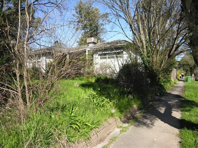 36 Cambridge Road, Mooroolbark VIC 3138