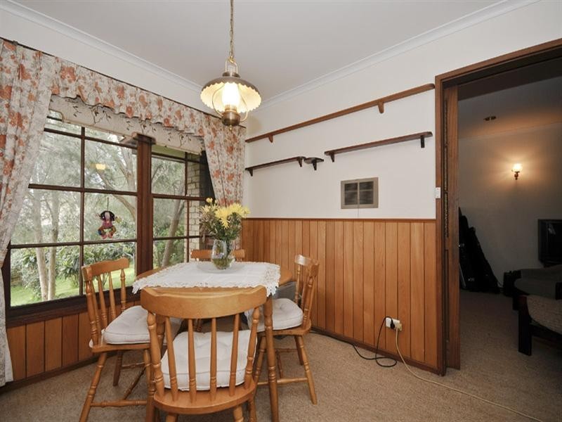 7 Cambridge Road, Mooroolbark VIC 3138