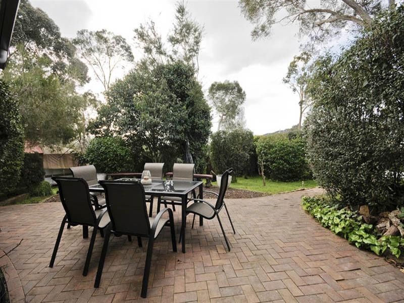 7 Cambridge Road, Mooroolbark VIC 3138