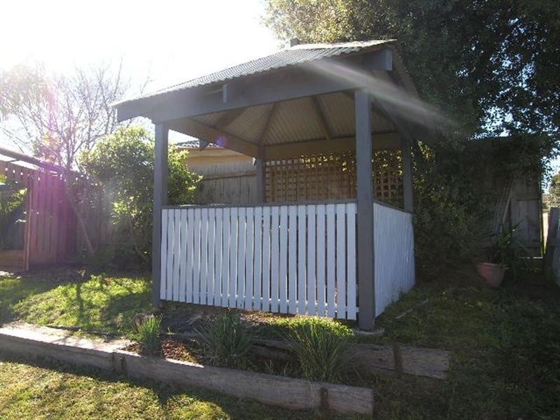 6 Westwood Pass, Chirnside Park VIC 3116