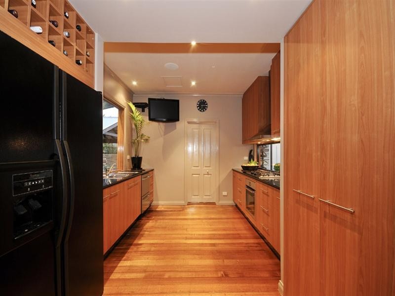 10 Montgomery Court, Kilsyth VIC 3137