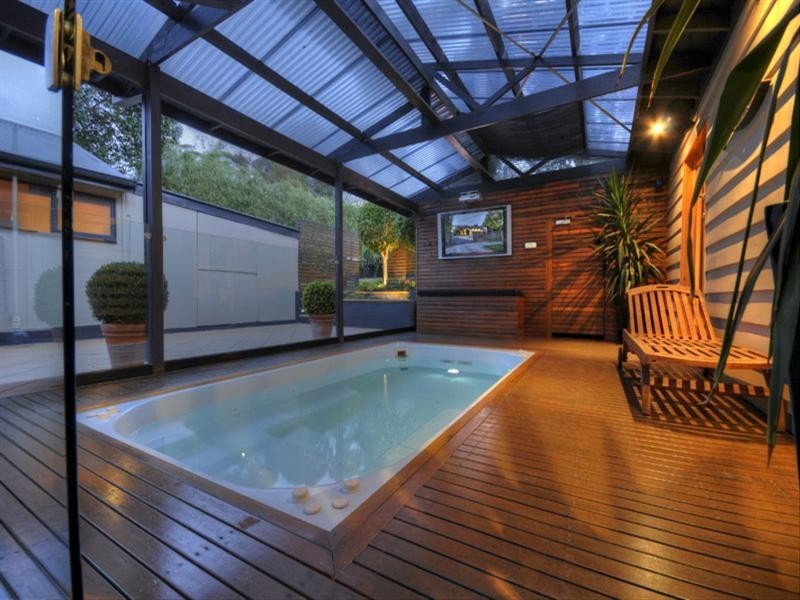 10 Montgomery Court, Kilsyth VIC 3137