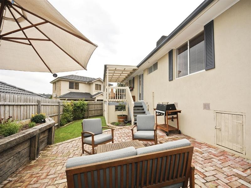 14 Russell Avenue, Mooroolbark VIC 3138