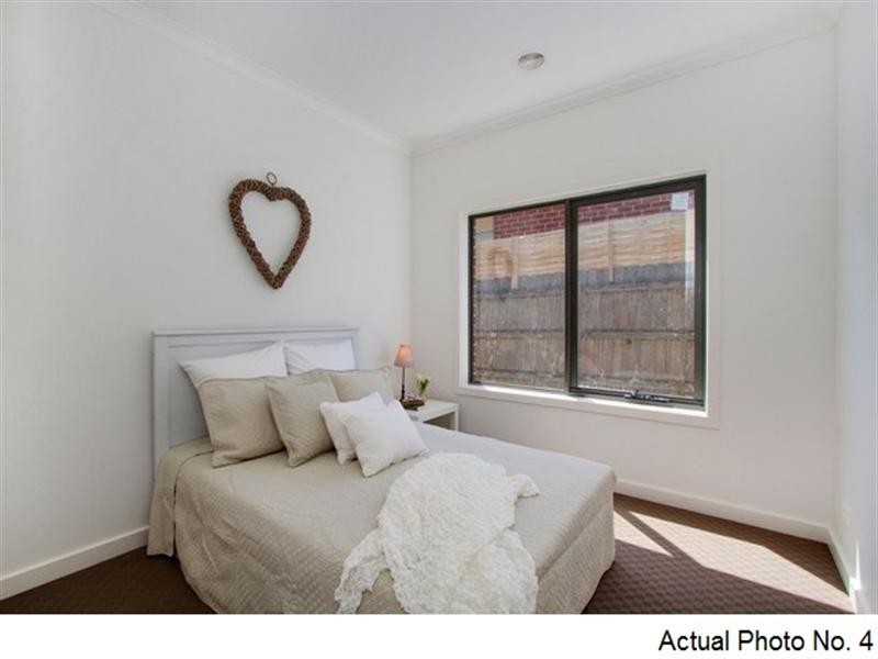 4/9 Hawthory Road, Kilsyth VIC 3137