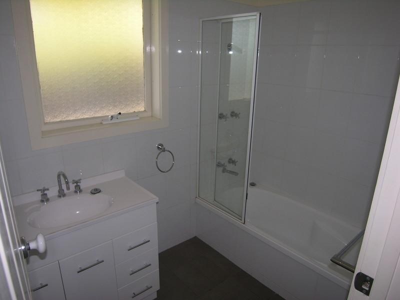 10 CHINOOK Crescent, Mooroolbark VIC 3138