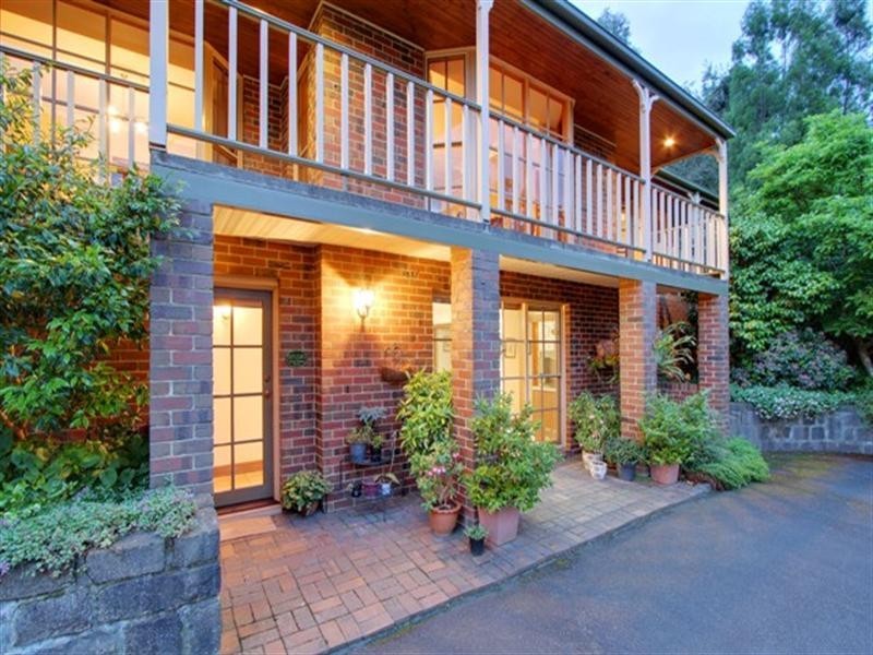2 Delmont Court, Mooroolbark VIC 3138