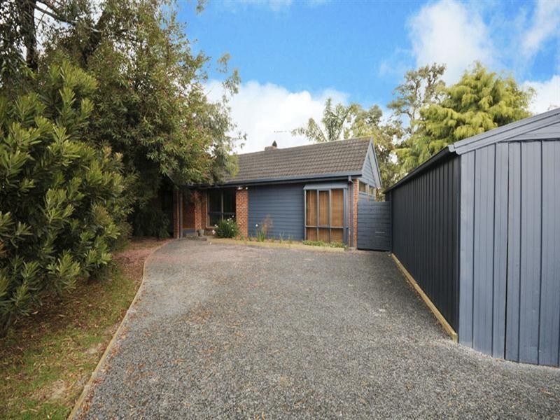 71 Blackburn Road, Mooroolbark VIC 3138