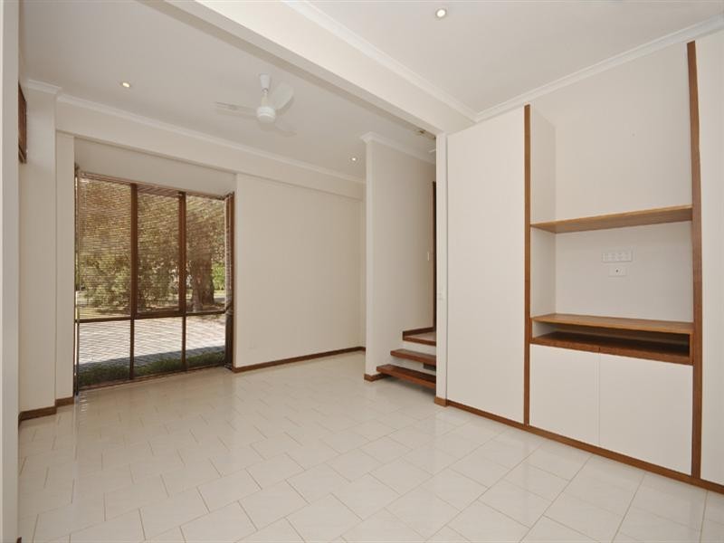 71 Blackburn Road, Mooroolbark VIC 3138