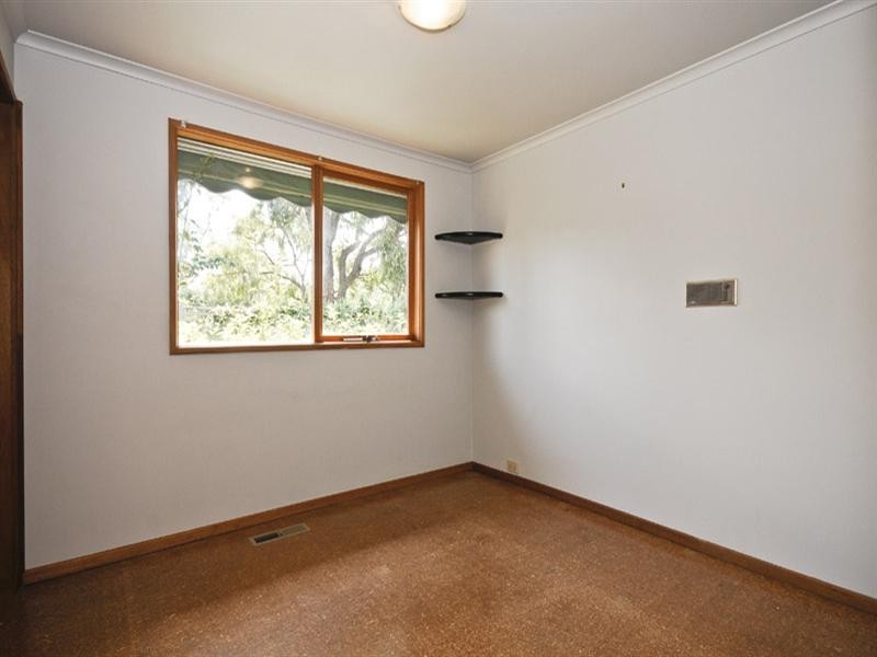 71 Blackburn Road, Mooroolbark VIC 3138