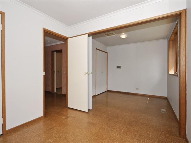 71 Blackburn Road, Mooroolbark VIC 3138