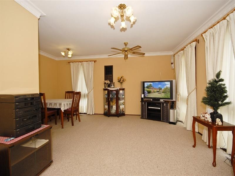 12 Coombah Court, Mooroolbark VIC 3138