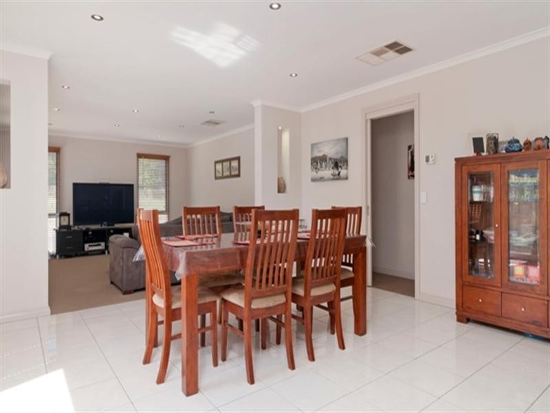 12 Sirocco Court, Wandin North VIC 3139