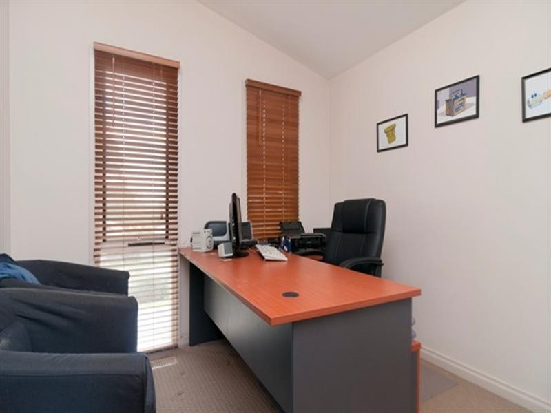 12 Sirocco Court, Wandin North VIC 3139