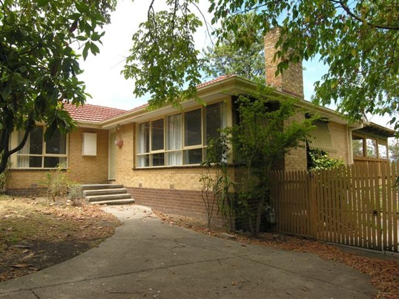 48 TAYLOR Road, Mooroolbark VIC 3138