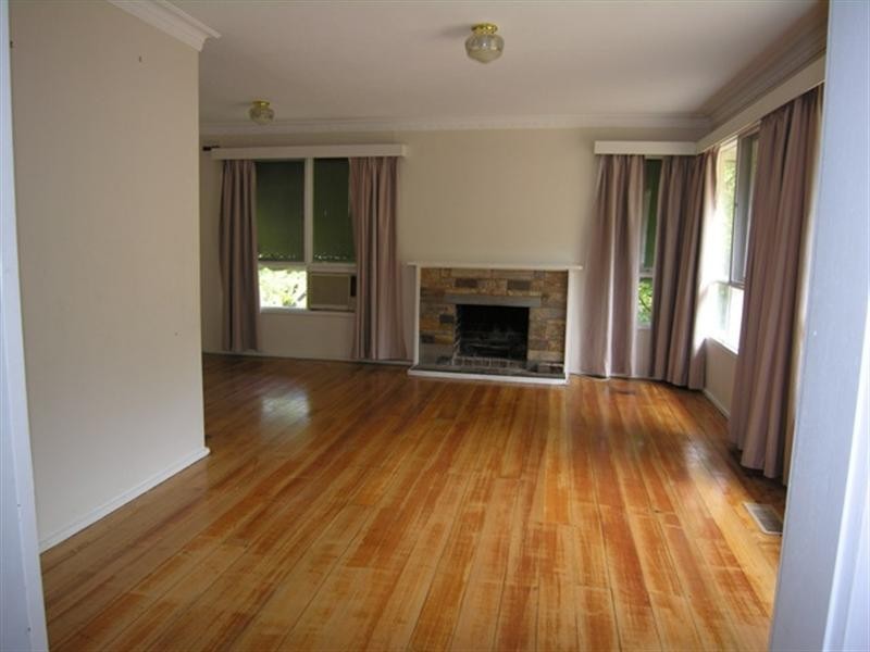 48 TAYLOR Road, Mooroolbark VIC 3138