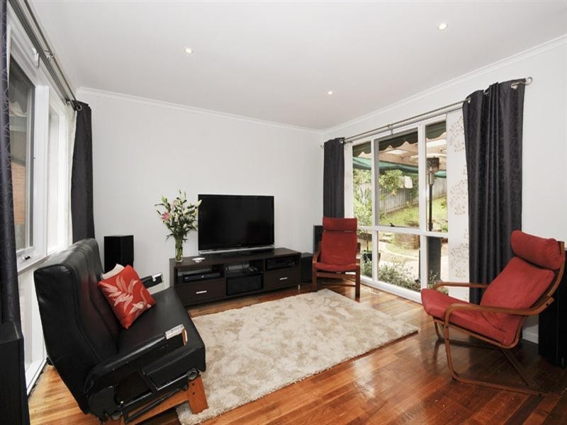 212 Manchester Road, Mooroolbark VIC 3138