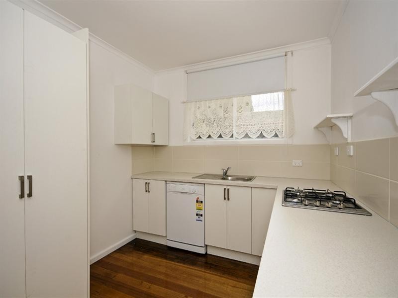 14 HIGHPOINT Avenue, Mooroolbark VIC 3138