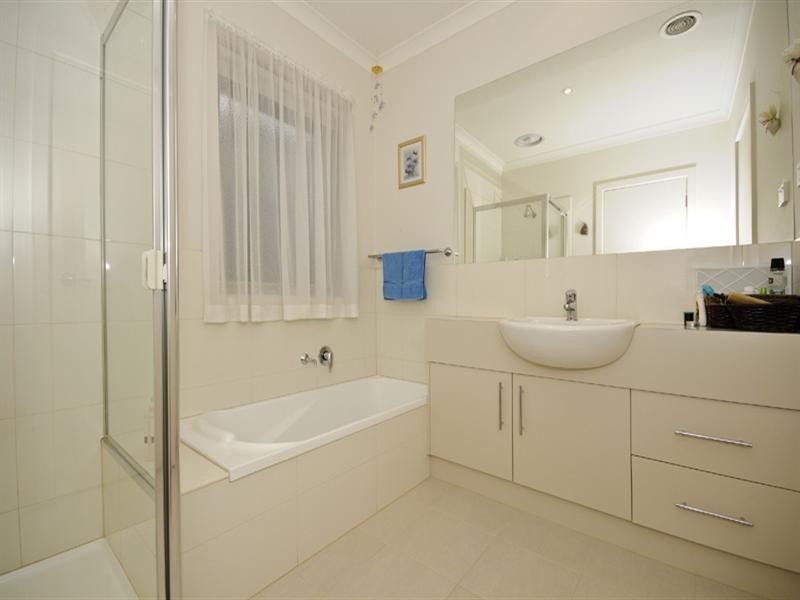 3/11 Peden Street, Chirnside Park VIC 3116