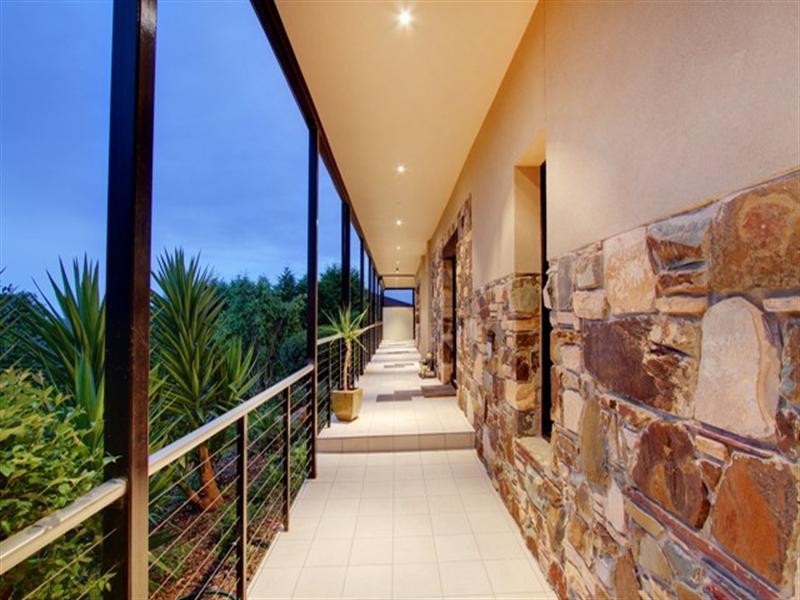 31 Bretby Way, Montrose VIC 3765