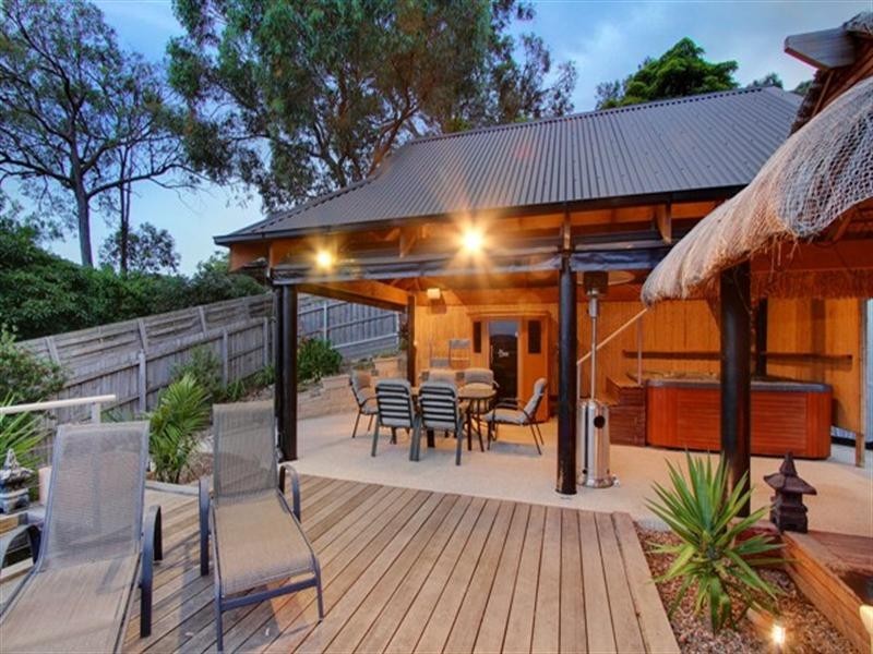 31 Bretby Way, Montrose VIC 3765