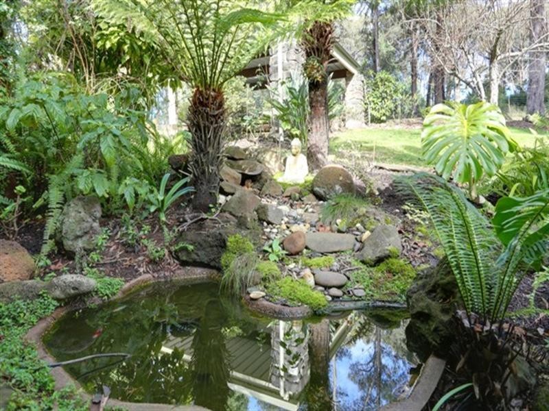 40 Lewis Road, Hoddles Creek VIC 3139