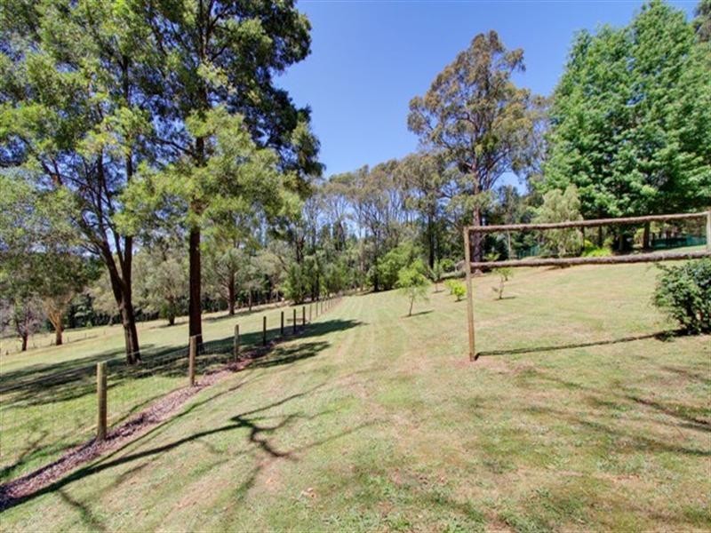 40 Lewis Road, Hoddles Creek VIC 3139