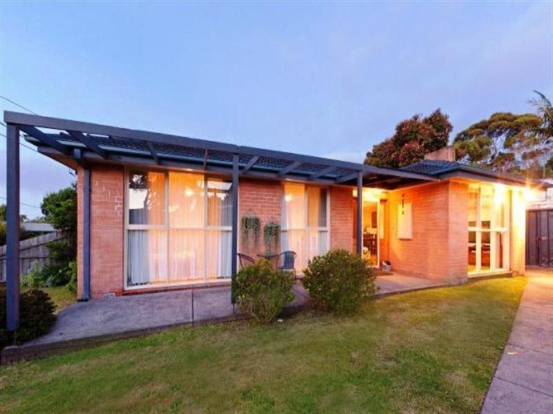 11 Tudor Court, Frankston VIC 3199