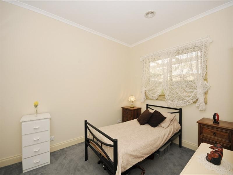 1/34-36 Swinburne Avenue, Mooroolbark VIC 3138