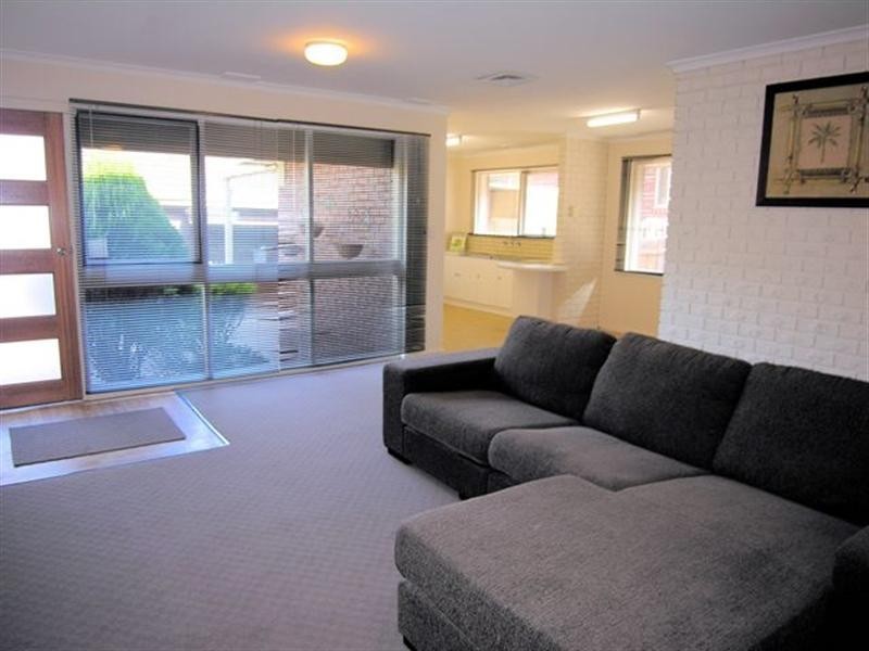 1/14 Cavehill Road, Lilydale VIC 3140