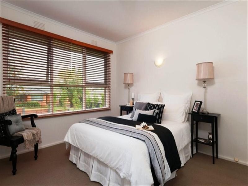 56 Longfellow Avenue, Mooroolbark VIC 3138
