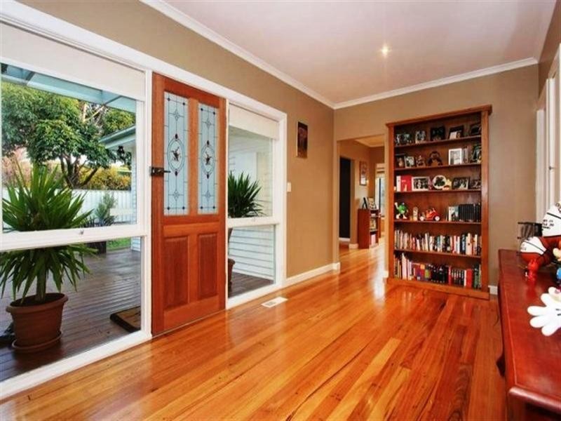 51 Holland Road, Ringwood East VIC 3135