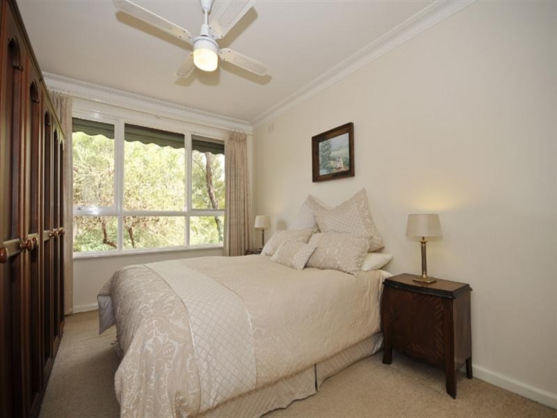 19 Dryden Concourse, Mooroolbark VIC 3138