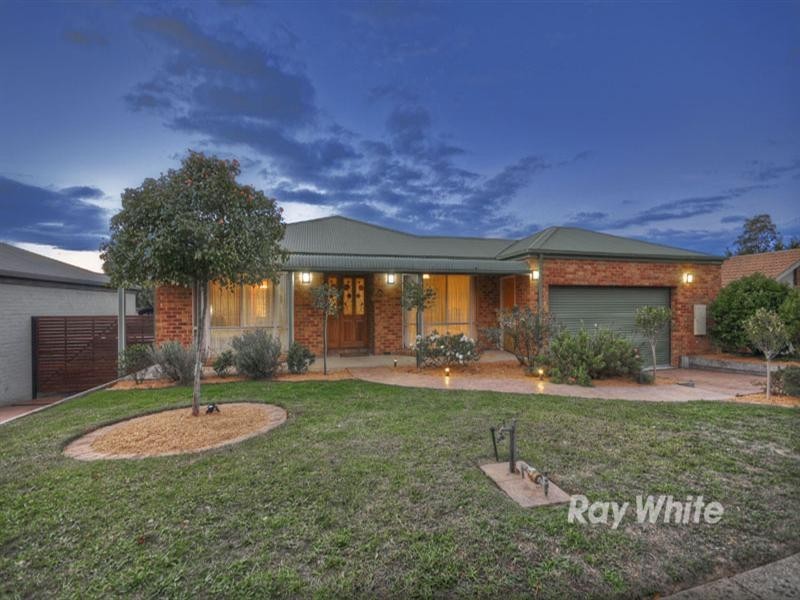 92 Lakeview Drive, Lilydale VIC 3140
